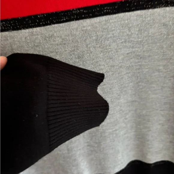 Calvin Klein Women's Colorblocked Turtleneck Sweater Red Size S/P - Picture 10 of 12